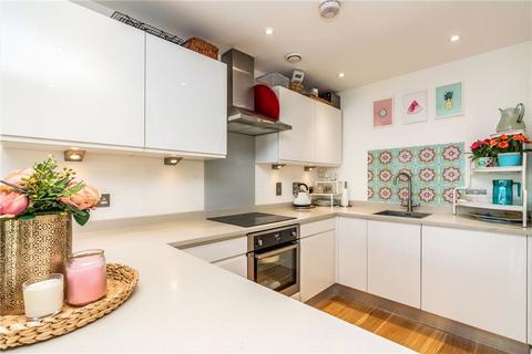 2 bedroom apartment for sale, The Blake Building, Admirals Quay, Ocean Way