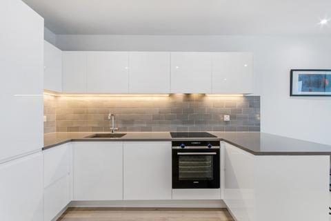 Studio to rent, Royal Wharf, 27 Royal Crest Avenue, Docklands, London, E16