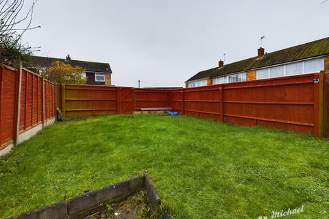 3 bedroom end of terrace house for sale, Lancaster Road, AYLESBURY, HP21 7HF