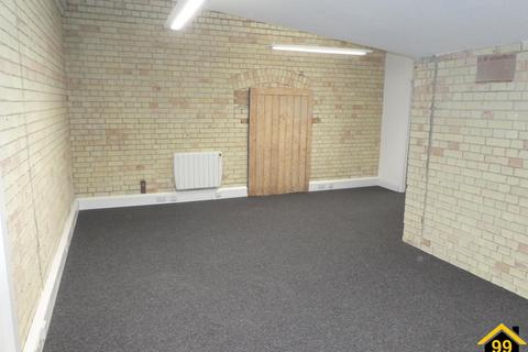 Office to rent, The Maltings, Sawbridgeworth, Hertfordshire, CM21