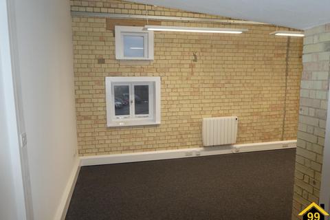 Office to rent, The Maltings, Sawbridgeworth, Hertfordshire, CM21