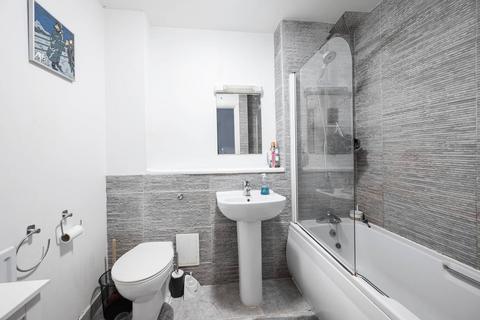 2 bedroom flat for sale, Whitechapel, Whitechapel, London, E1