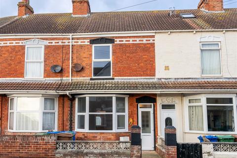 2 bedroom terraced house for sale, Cheverton Avenue, Withernsea