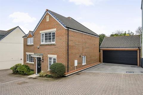 4 bedroom detached house for sale, Falmouth