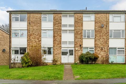 2 bedroom flat for sale, Barnetts Shaw, Oxted, Surrey