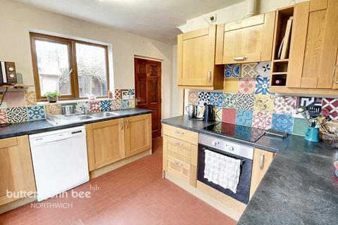 2 bedroom semi-detached house for sale, Linnards Lane, NORTHWICH