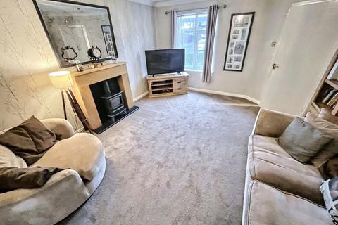 4 bedroom semi-detached house for sale, Bracknell Road, Thornaby, Stockton-on-Tees, Durham, TS17 9AU