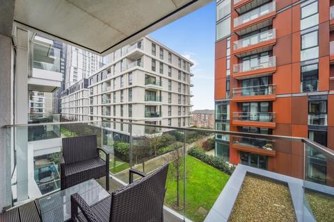 1 bedroom apartment to rent, Nine Elms Point, SW8