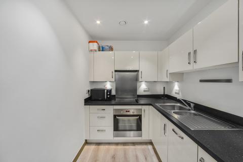 1 bedroom apartment to rent, Nine Elms Point, SW8