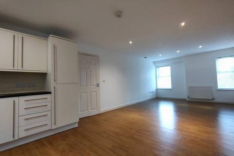 1 bedroom flat to rent, LARKFIELD.