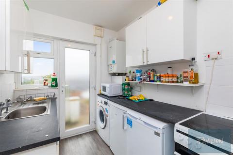 4 bedroom house to rent, Baden Road, Brighton