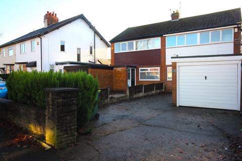 3 bedroom semi-detached house to rent, Watling Street Road, Fulwood, Preston, PR2