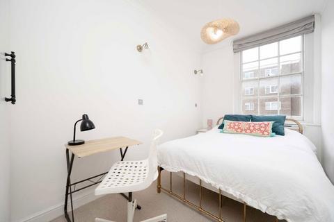 2 bedroom flat for sale, Gloucester Terrace, London W2