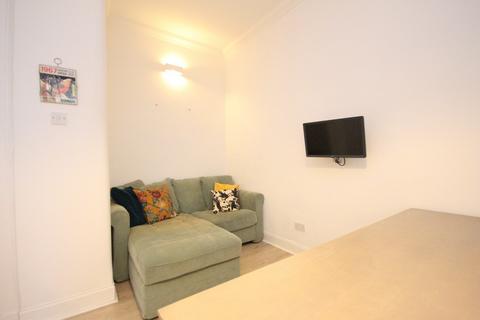 1 bedroom flat to rent, Kilmailing Road, Glasgow, G44