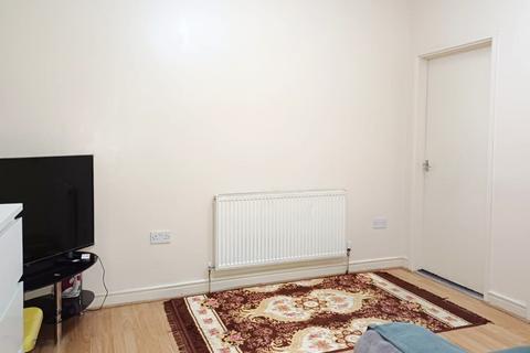 1 bedroom flat to rent, Carr Road, London E17