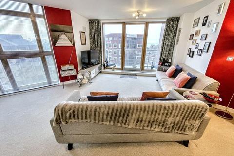 2 bedroom flat for sale, Bournemouth