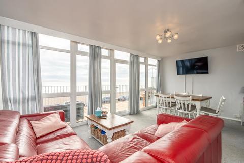 2 bedroom apartment for sale, Marine Drive West, Bognor Regis