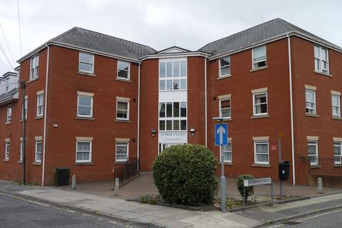 2 bedroom flat to rent, Christchurch Street, Suffolk IP4