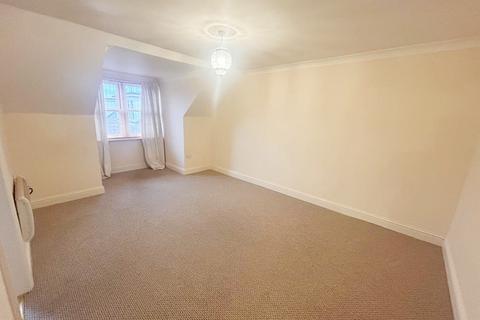 2 bedroom flat to rent, Christchurch Street, Suffolk IP4