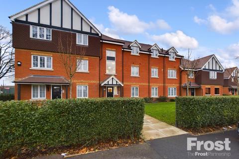 2 bedroom apartment for sale, Gatehouse Close, Ashford, Surrey, TW15