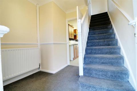 3 bedroom terraced house for sale, Masefield Close, Bilston