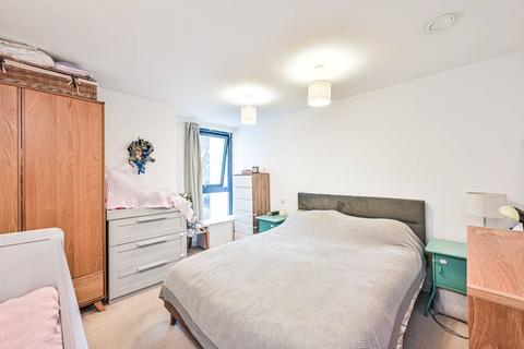 1 bedroom flat for sale, High Road, Willesden Green, London, NW10