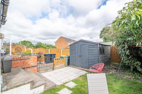 3 bedroom semi-detached house to rent, Welland Park Road, Market Harborough LE16