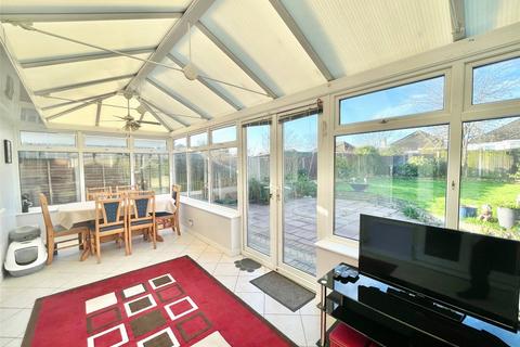 3 bedroom bungalow for sale, Temple Close, Hadleigh, Essex, SS7