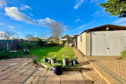 3 bedroom bungalow for sale, Temple Close, Hadleigh, Essex, SS7