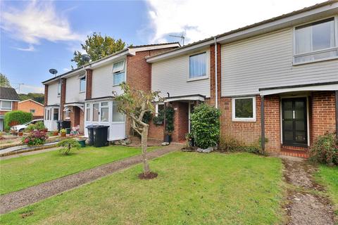 3 bedroom terraced house to rent, Choir Green, Knaphill, Woking, Surrey, GU21