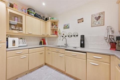 2 bedroom flat for sale, Bewley Street, Colliers Wood SW19