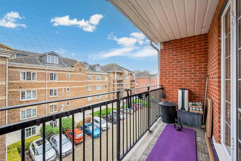 2 bedroom flat for sale, Bewley Street, Colliers Wood SW19