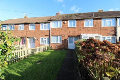 2 bedroom terraced house to rent, Gentian Close, Chatham, Kent, ME5