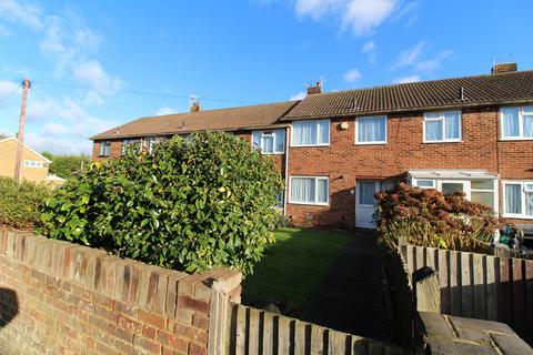 2 bedroom terraced house to rent, Gentian Close, Chatham, Kent, ME5