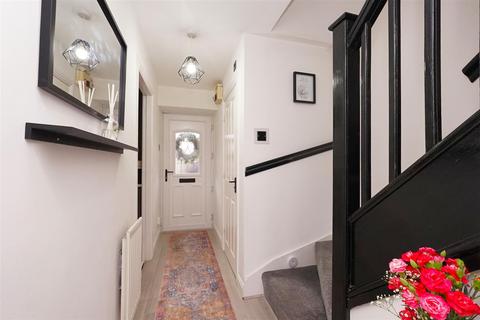 13 Bewley Steps, Barrow-in-furness, LA13 9DU