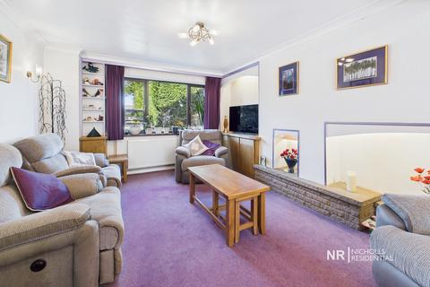 363 Leatherhead Road, Chessington, KT9 2NQ