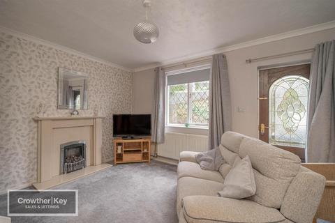 2 bedroom house for sale, Marlow Street, Buxton