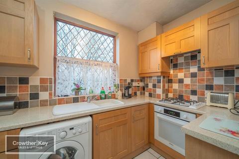 2 bedroom house for sale, Marlow Street, Buxton