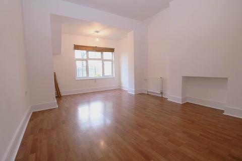 2 bedroom flat to rent, Ground floor two bed garden flat, N4