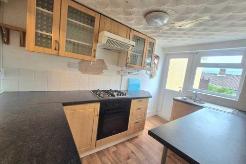 39 Collwyn Street, Tonyrefail, Porth, CF39 8BH