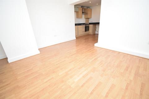 2 bedroom apartment to rent, Hockney, Sandal WF1