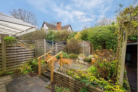 3 bedroom detached house for sale, The Gables, Aylesbury HP17