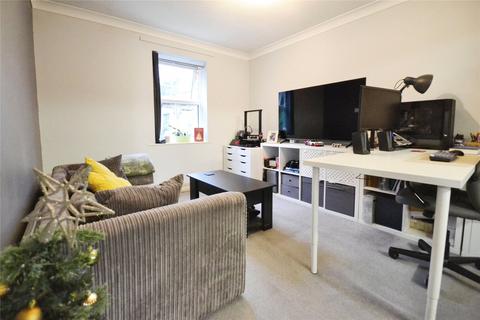 1 bedroom apartment for sale, Undercliff Road West, Felixstowe, Suffolk