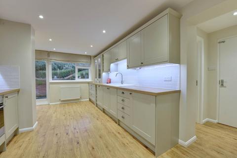 3 bedroom semi-detached house to rent, Aston Lane, Remenham