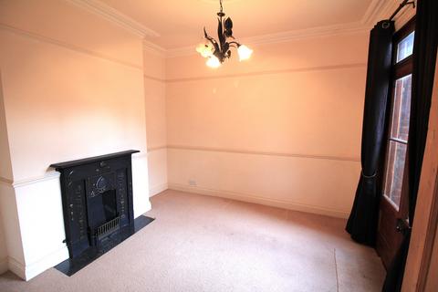 4 bedroom terraced house to rent, Chalk Hill Road, Norwich NR1