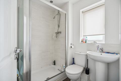 14 Bartone Place, Thame, OX9 3ED