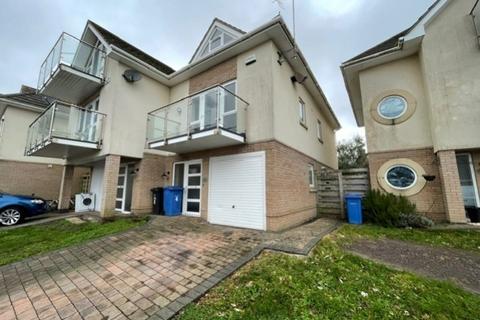 4 bedroom semi-detached house to rent, The Yachtsman Lake Road, Poole, Dorset, BH15