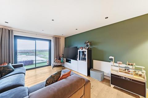 2 bedroom flat for sale, Newbury,  Berkshire,  RG14