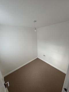 3 bedroom townhouse to rent, Papillon Drive, Liverpool L9