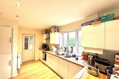 3 bedroom semi-detached house to rent, Dianthus Close, Chertsey, Surrey, KT16